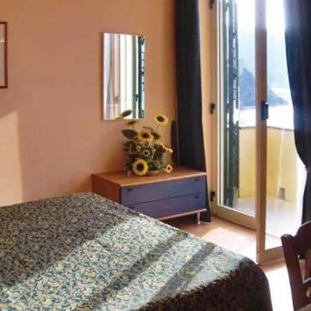Miramare Hotel 3*