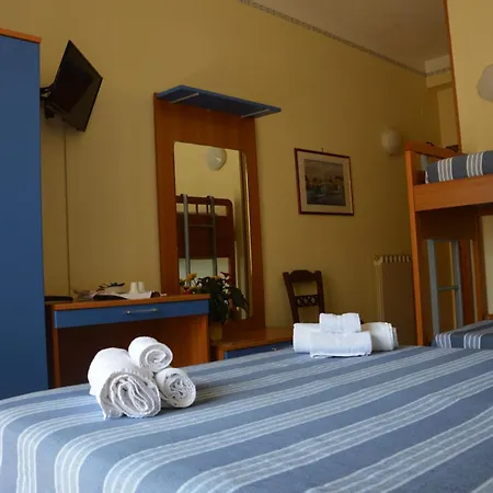 Miramare Hotel 3*