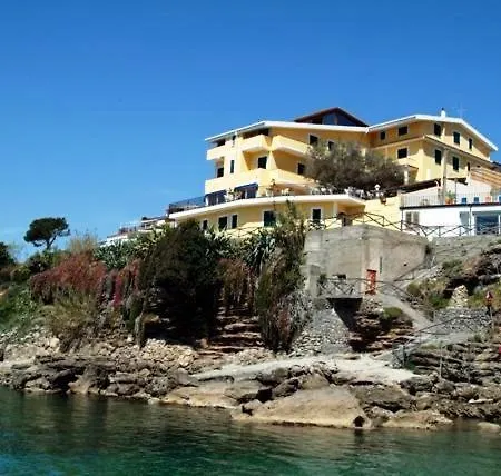 Hotel Miramare 3*