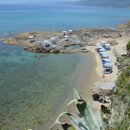 Miramare מלון
